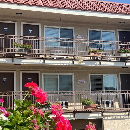 Days Inn By Wyndham Alhambra Ca Buitenkant foto