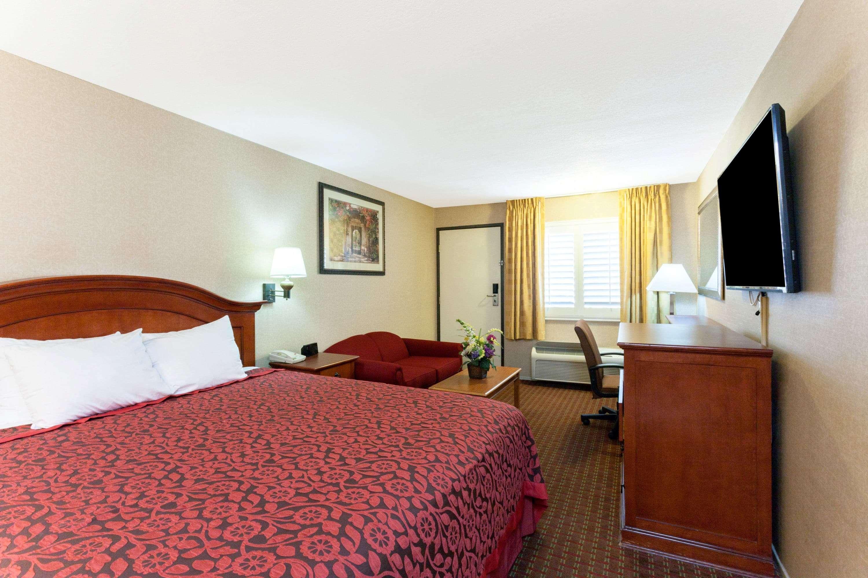 Days Inn By Wyndham Alhambra Ca Buitenkant foto